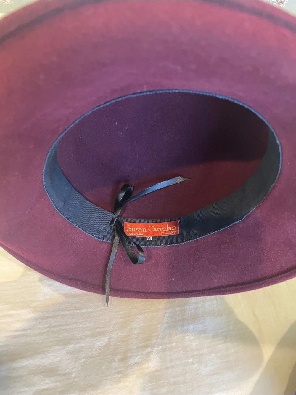 Womens Feather Trim Wool Cloche Hat - Burgundy